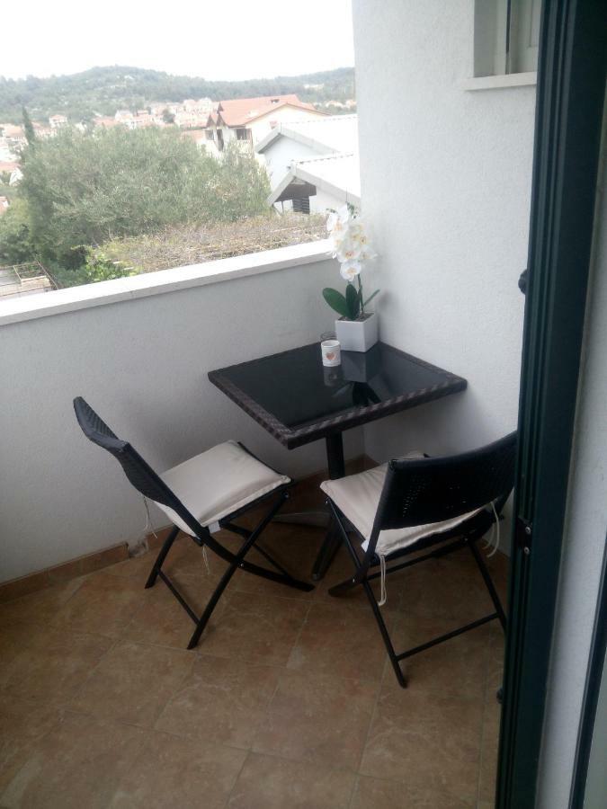Lomar Apartman *