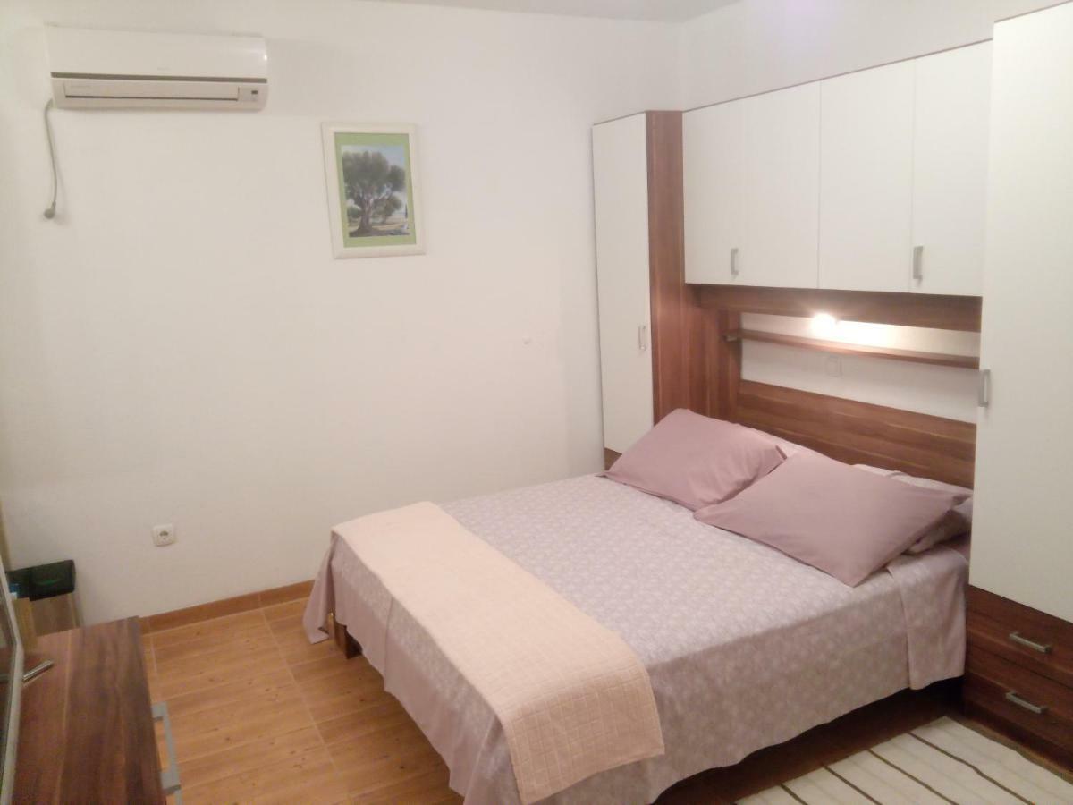 Lomar Apartman Stari Grad (Hvar)