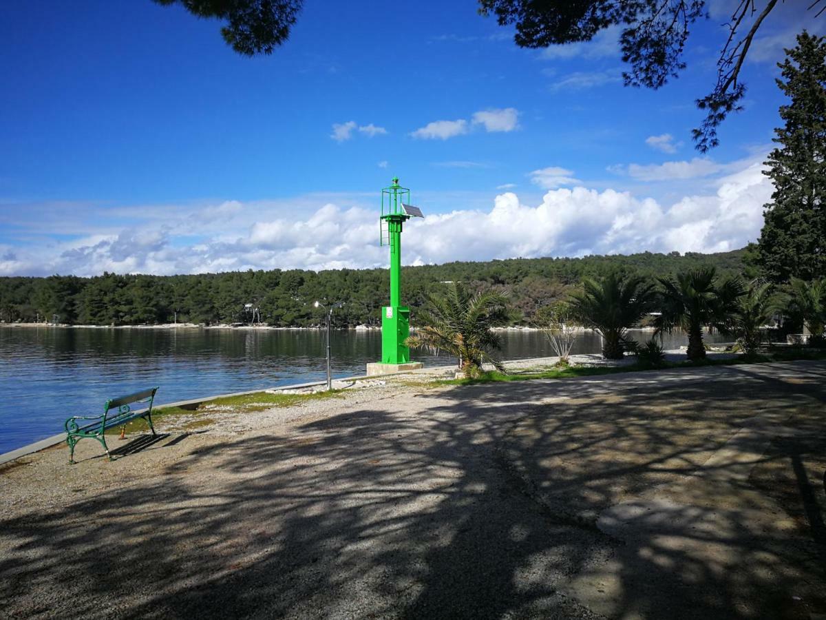 Lomar Apartman Stari Grad (Hvar)